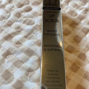 NWT Whish Vanilla Bean Lip scrub